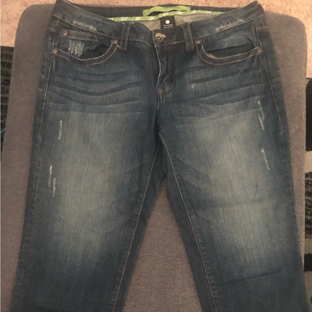 Denim Capri distressed jeans